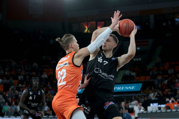 韩德君在篮 韩德君在篮