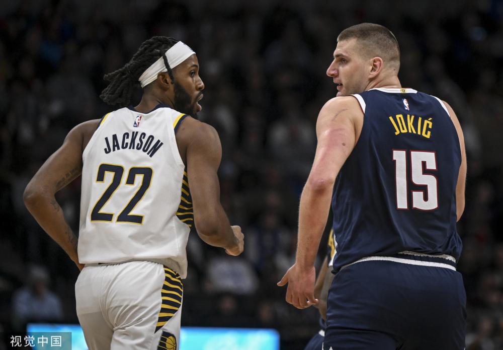 上前寒暄 上前寒暄